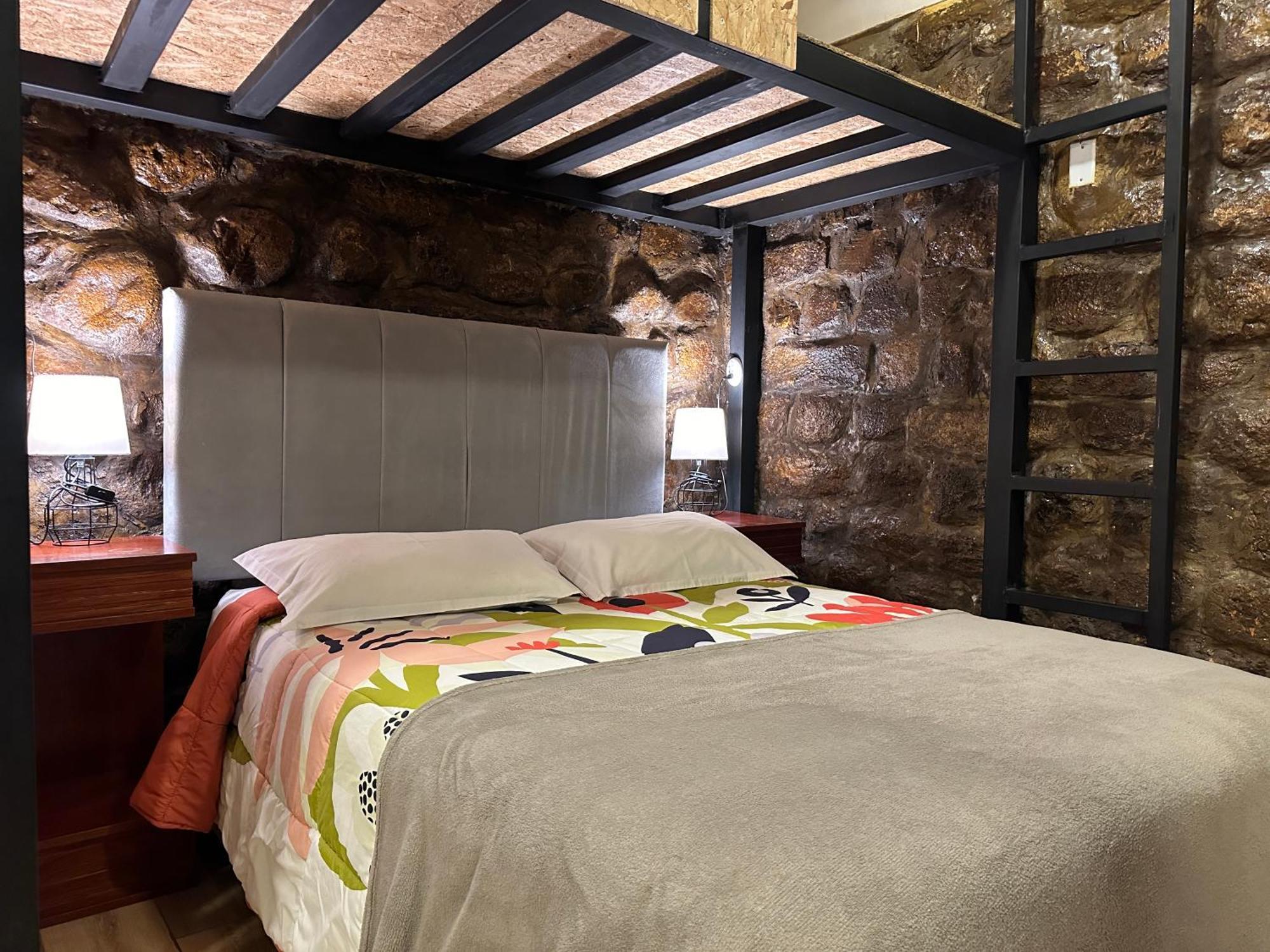 Blacky Hostel And Apartments (Adults Only) Cusco Luaran gambar