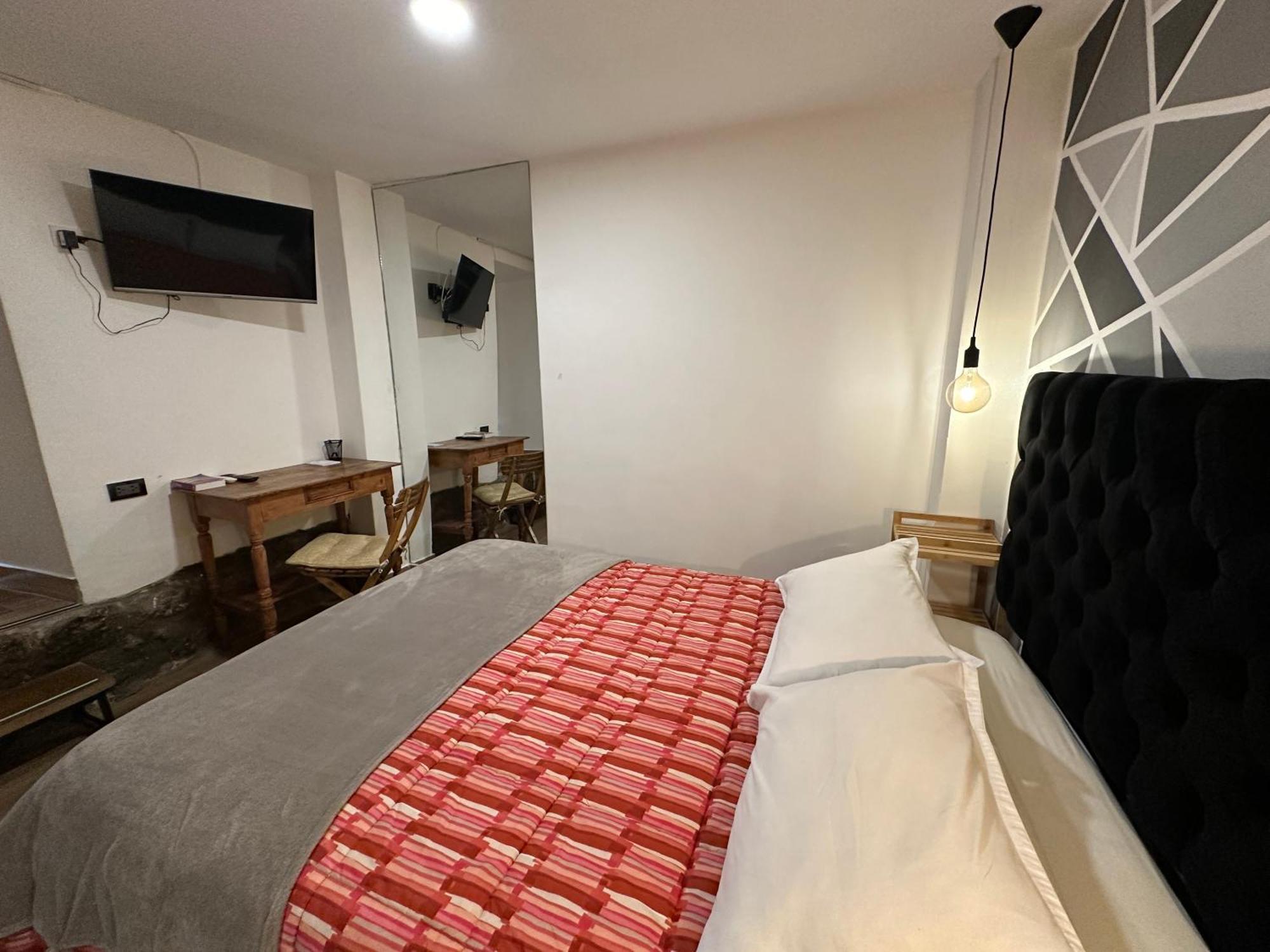 Blacky Hostel And Apartments (Adults Only) Cusco Luaran gambar