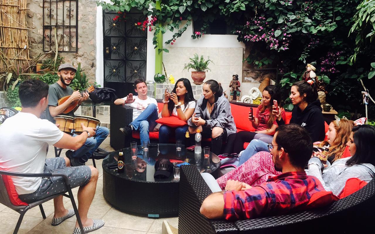 Blacky Hostel And Apartments (Adults Only) Cusco Luaran gambar